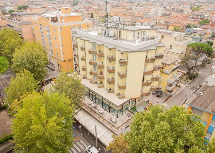 Fantasy 3* ريميني