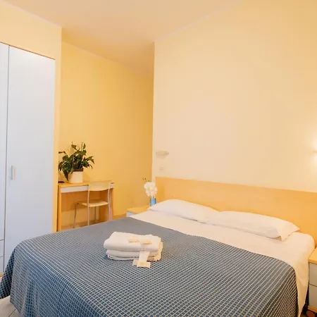 Fantasy Hotel 3*